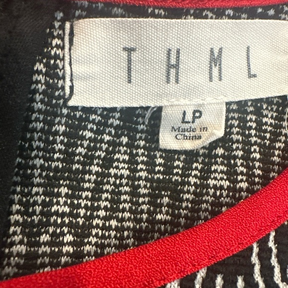 THML Black & White with Red Trim Dress Sz LP Career Office - Picture 2 of 5